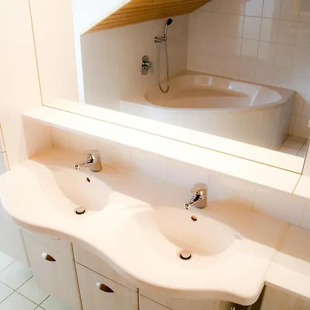 Am Lingelbach فندق 3*