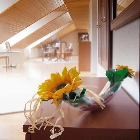 Am Lingelbach 3* Knüllwald